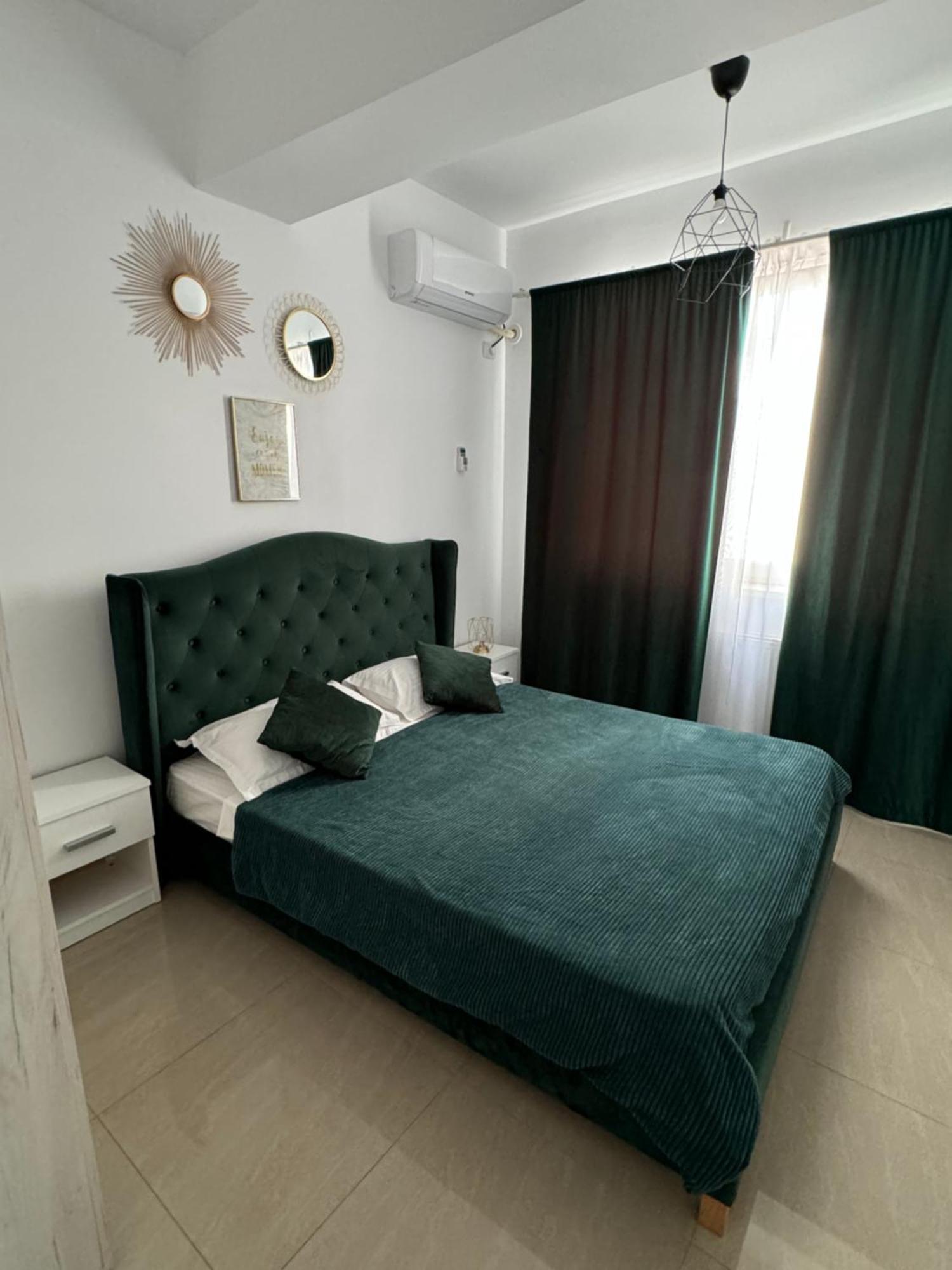 Royal Reed Apartments 那沃达利 外观 照片